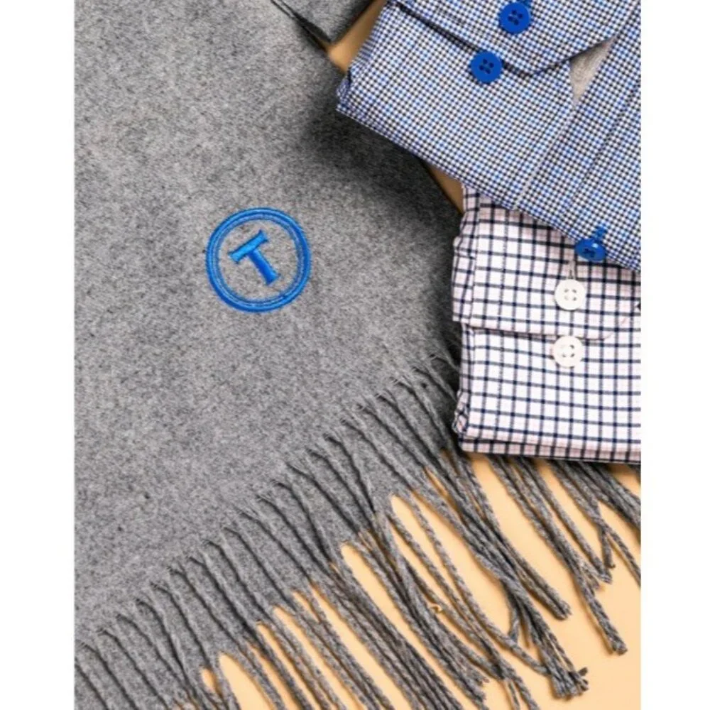 TRILLORY Gray Cashmere Blend Soft Fringed Scarf